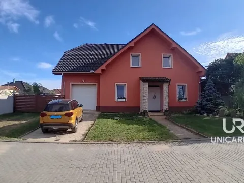 Prodej rodinného domu, Božice, 233 m2