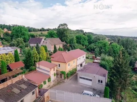 Prodej rodinného domu, Holedeč, 258 m2