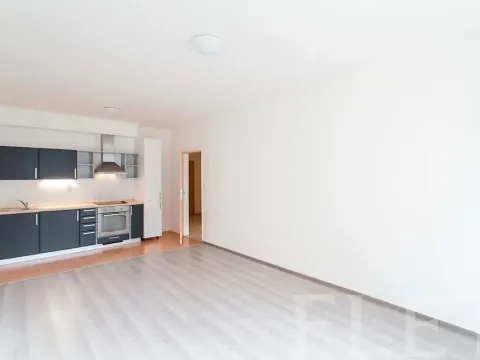 Pronájem bytu 2+kk, Praha - Vysočany, Pod Harfou, 48 m2