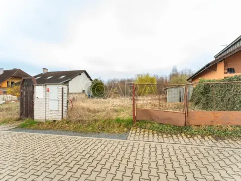 Pronájem komerčního pozemku, Dolní Břežany, Krátká, 585 m2