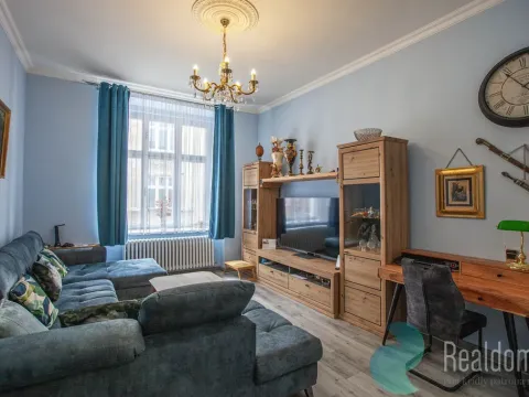 Prodej bytu 2+1, Karlovy Vary, Raisova, 75 m2