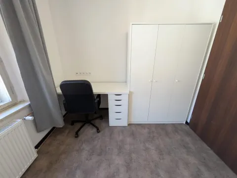 Pronájem pokoje, Praha - Smíchov, Vltavská, 10 m2