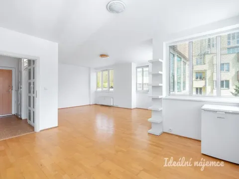 Pronájem bytu 1+kk, Praha - Košíře, Zahradníčkova, 46 m2