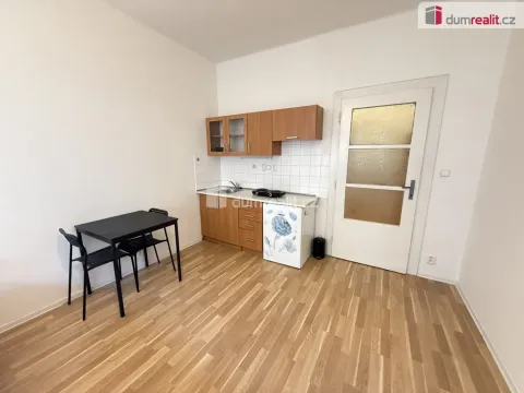 Pronájem bytu 1+kk, Praha - Smíchov, Moulíkova, 25 m2