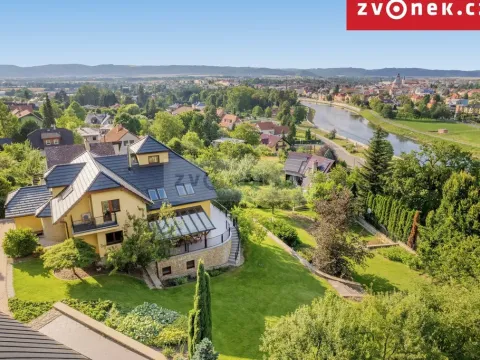 Prodej vily, Hranice - Hranice I-Město, 540 m2