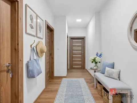 Prodej bytu 2+kk, Valtice, P. Bezruče, 56 m2