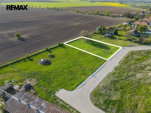 Prodej pozemku pro bydlení, Vykáň, 988 m2