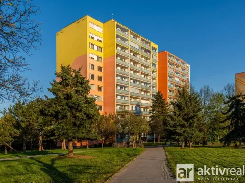 Prodej bytu 3+kk, Praha - Petrovice, Kurčatovova, 70 m2