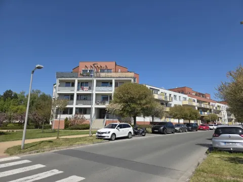 Pronájem bytu 3+kk, Hradec Králové - Nový Hradec Králové, Rybova, 68 m2
