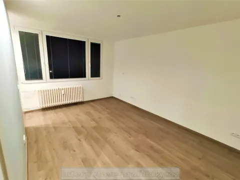 Pronájem bytu 1+kk, Tanvald, 34 m2