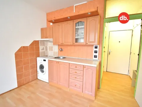 Pronájem bytu 1+1, Toužim, Sídliště, 38 m2
