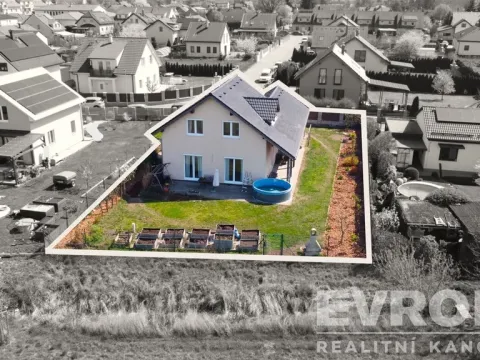 Prodej rodinného domu, Břežany II, 145 m2