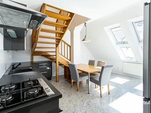 Pronájem bytu 2+kk, Praha - Libeň, Andrštova, 55 m2