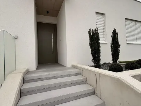 Pronájem bytu 2+kk, Hajany, 50 m2
