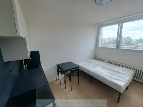 Pronájem bytu 1+kk, Praha - Vysočany, 23 m2