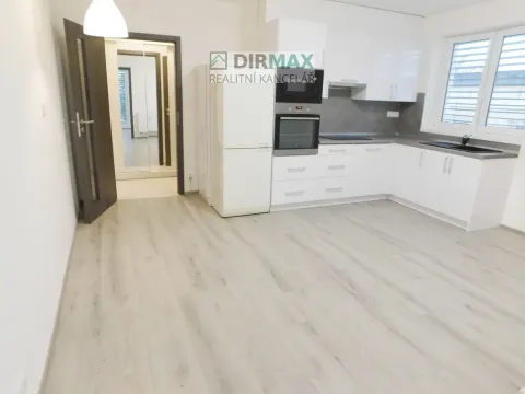 Pronájem bytu 2+kk, Plzeň - Bolevec, Žlutická, 56 m2