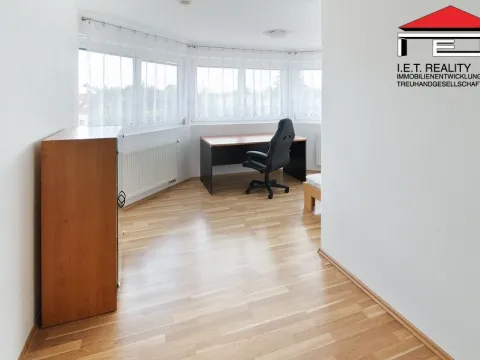 Pronájem bytu 2+1, Praha - Kbely, Svijanská, 40 m2