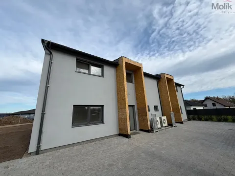 Pronájem bytu 5+kk, Most, Šafránová, 157 m2