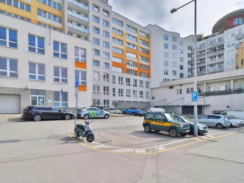 Prodej bytu 1+1, Praha - Hlubočepy, Werichova, 35 m2