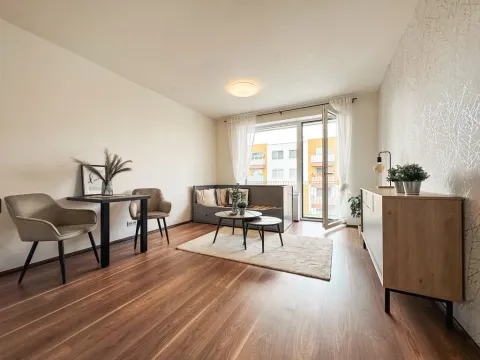 Pronájem bytu 1+kk, Milovice - Mladá, Armádní, 37 m2