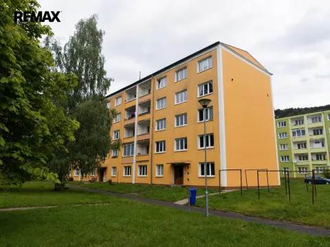 Prodej bytu 3+1, Hroznětín, Sídliště, 73 m2