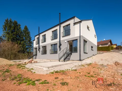 Prodej bytu 4+kk, Mladé Buky - Hertvíkovice, 132 m2