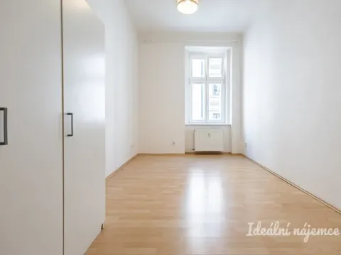Pronájem bytu 2+1, Praha - Žižkov, Lipanská, 45 m2