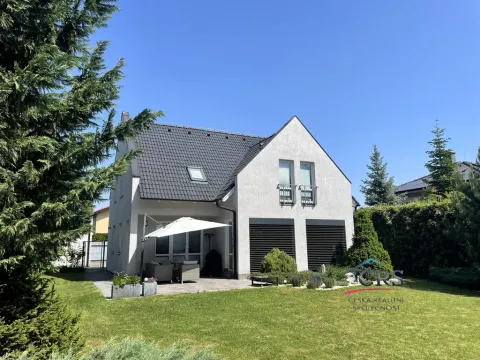 Prodej rodinného domu, Hostivice, 310 m2