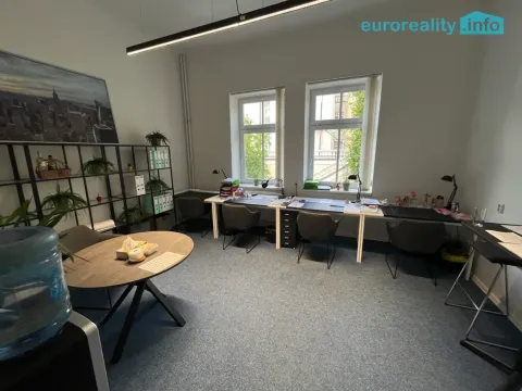 Pronájem kanceláře, Mariánské Lázně, Lidická, 30 m2