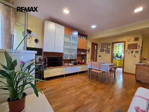 Prodej bytu 3+kk, Carbonia, Itálie, 75 m2