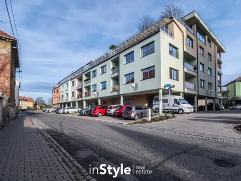 Pronájem bytu 2+kk, Uherské Hradiště, Dlouhá, 76 m2