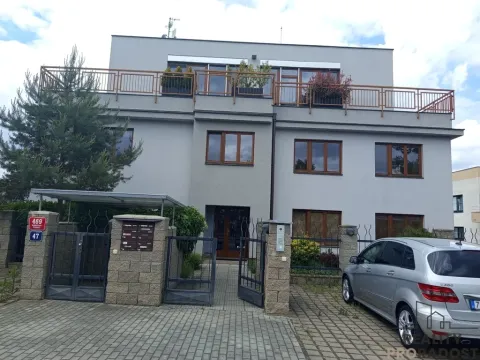 Pronájem bytu 1+kk, Praha, Lumiérů, 57 m2