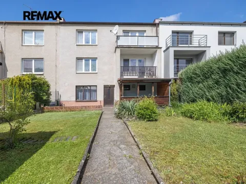 Prodej rodinného domu, Praha - Sobín, Brňovská, 215 m2