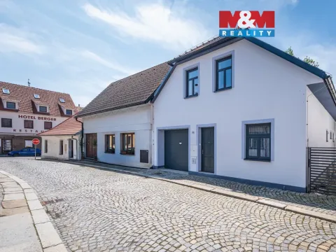 Prodej rodinného domu, Kamenice nad Lipou, Dobšova, 210 m2