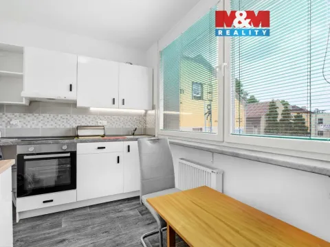 Prodej bytu 1+1, Mnichovo Hradiště, Víta Nejedlého, 40 m2