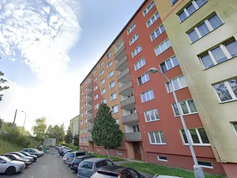 Prodej bytu 3+1, Chomutov, Školní pěšina, 76 m2