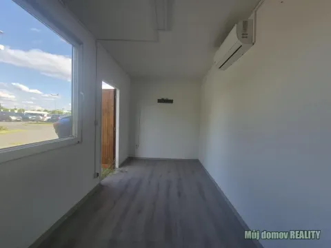 Pronájem komerční nemovitosti, Praha - Čakovice, Kostelecká, 1000 m2