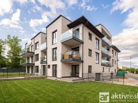 Pronájem bytu 1+kk, Přezletice, Pod Zahrady, 40 m2