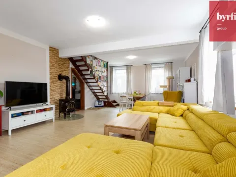 Prodej bytu 5+kk, Krnov, Hlubčická, 117 m2
