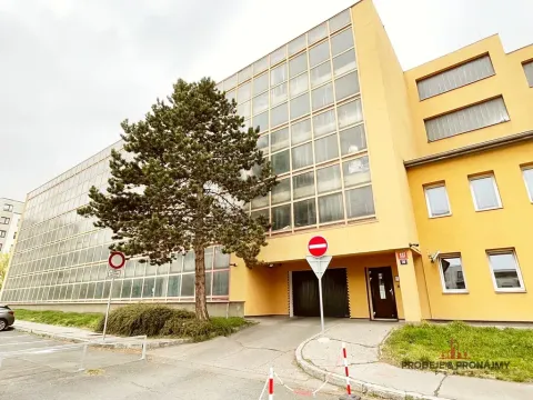 Pronájem garážového stání, Praha - Střížkov, Lovosická, 18 m2