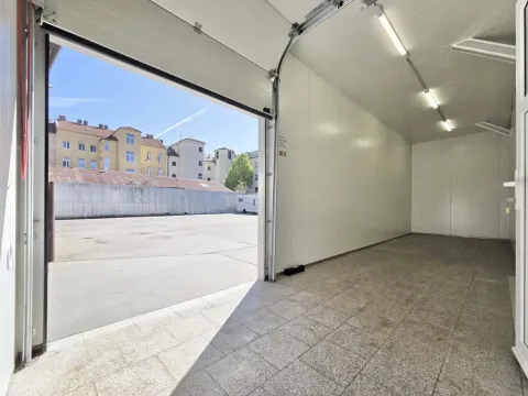 Pronájem skladu, Brno, U vlečky, 126 m2