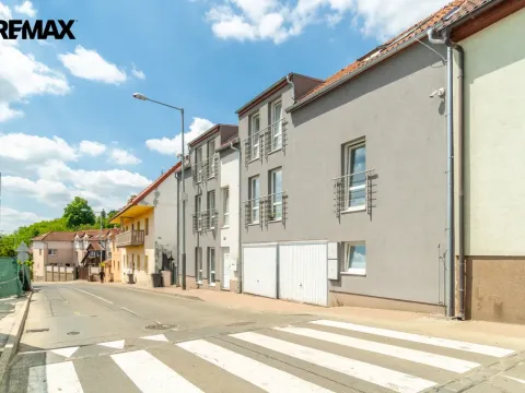 Prodej rodinného domu, Praha - Lochkov, Cementářská, 233 m2