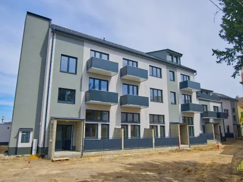 Prodej bytu 1+kk, Břeclav, 45 m2