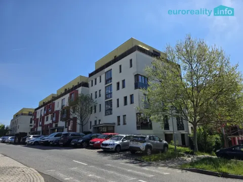 Pronájem bytu 3+kk, Beroun - Beroun-Město, Nad Paloučkem, 71 m2