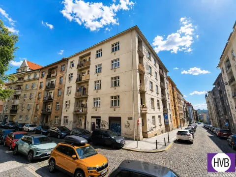 Prodej bytu 1+kk, Praha, Bulharská, 24 m2