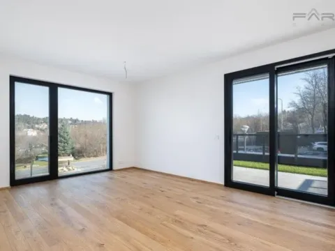 Prodej bytu 2+kk, Praha - Modřany, Československého exilu, 58 m2