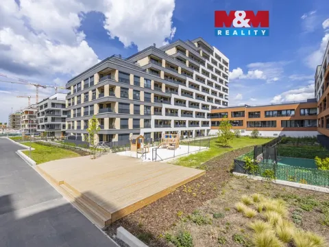 Prodej bytu 2+kk, Praha - Hloubětín, Poděbradská, 71 m2