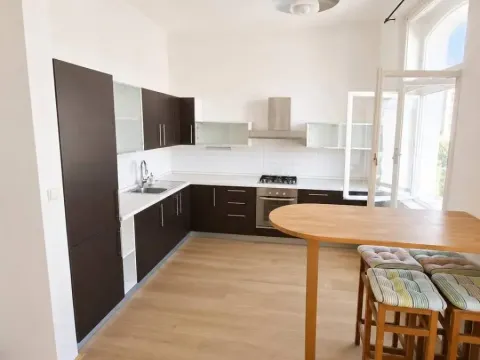 Pronájem bytu 2+kk, Praha - Žižkov, Krásova, 67 m2