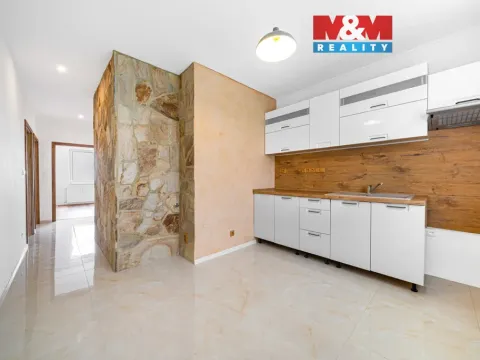 Prodej bytu 3+1, Jirkov, Mládežnická, 68 m2