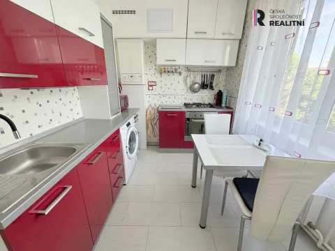 Prodej bytu 2+1, Karlovy Vary - Dvory, K. Kučery, 54 m2
